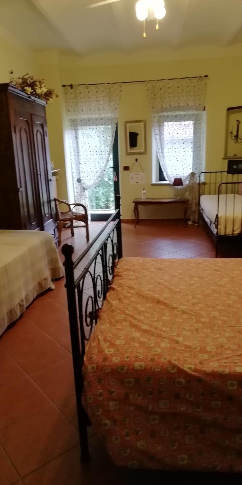 Bed&Breakfast La Siepe Pinerolo Værelse billede